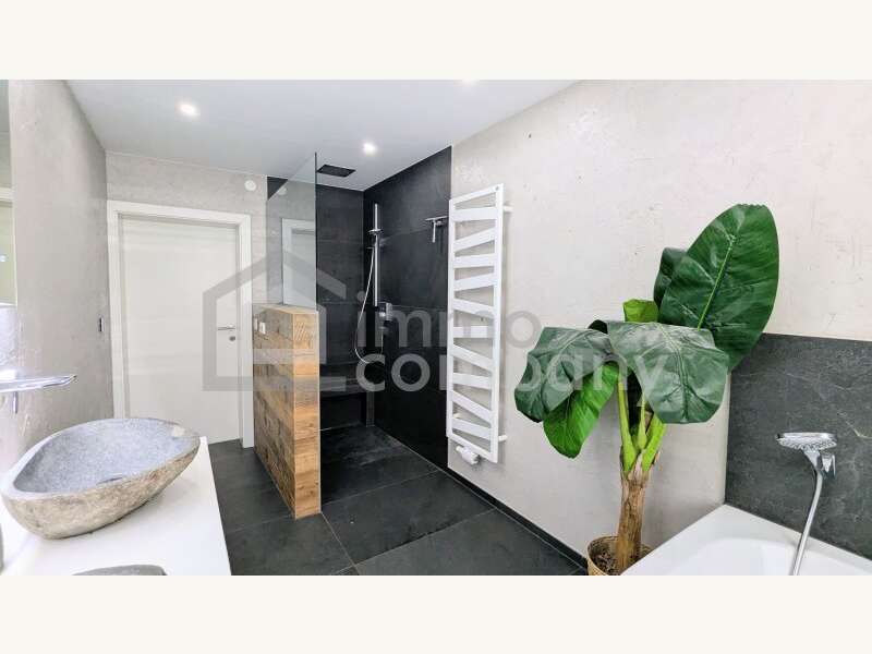 Badezimmer - Bild 2 von 23 Eigentumswohnung in 6020 - 2