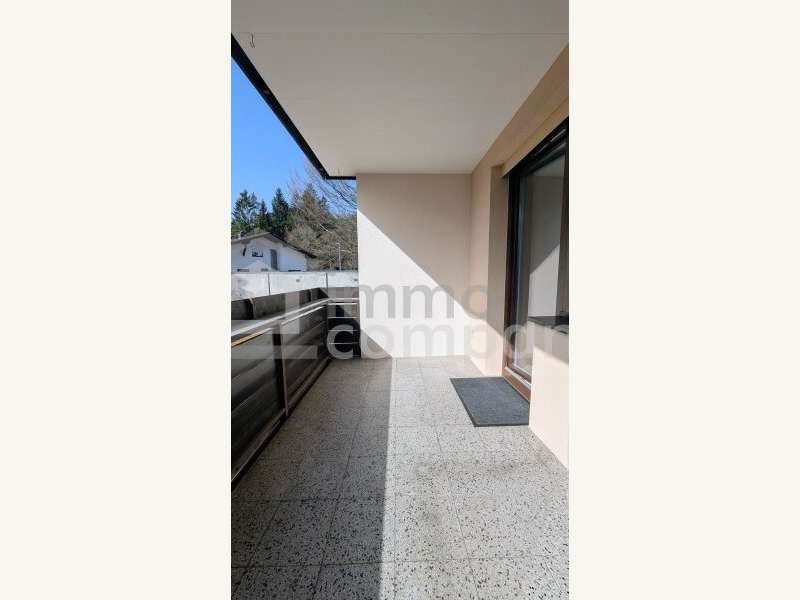 Loggia mit Südwestausrichtung - Bild 11 von 19 Eigentumswohnung in 6600 - 11