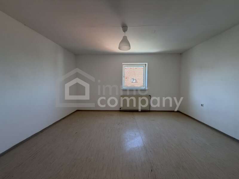Dachgeschosswohnung in 4600  - 2