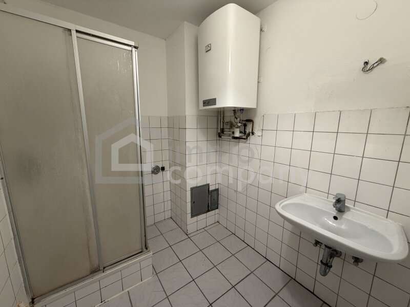 Dachgeschosswohnung in 4600  - 3