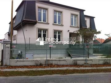Villa in Hamuliakovo
