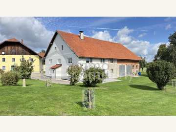 Haus in Seewalchen am Attersee