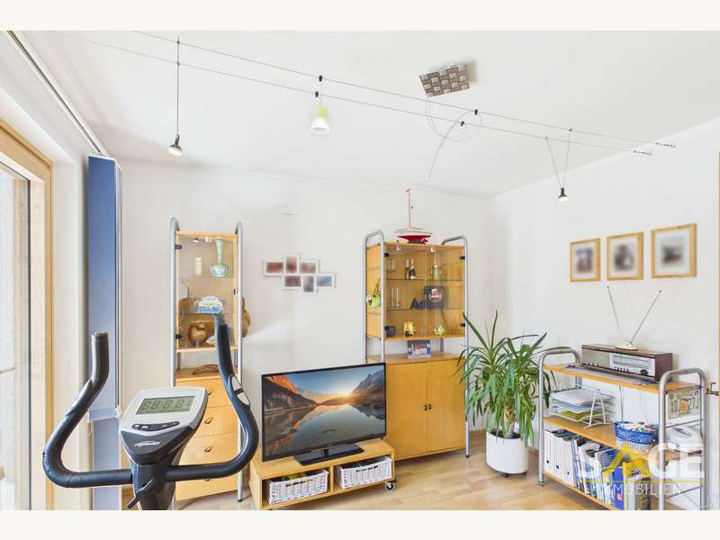 Wohnzimmer - Bild 5 von 6 Doppelhaushälfte in 5671 - 5