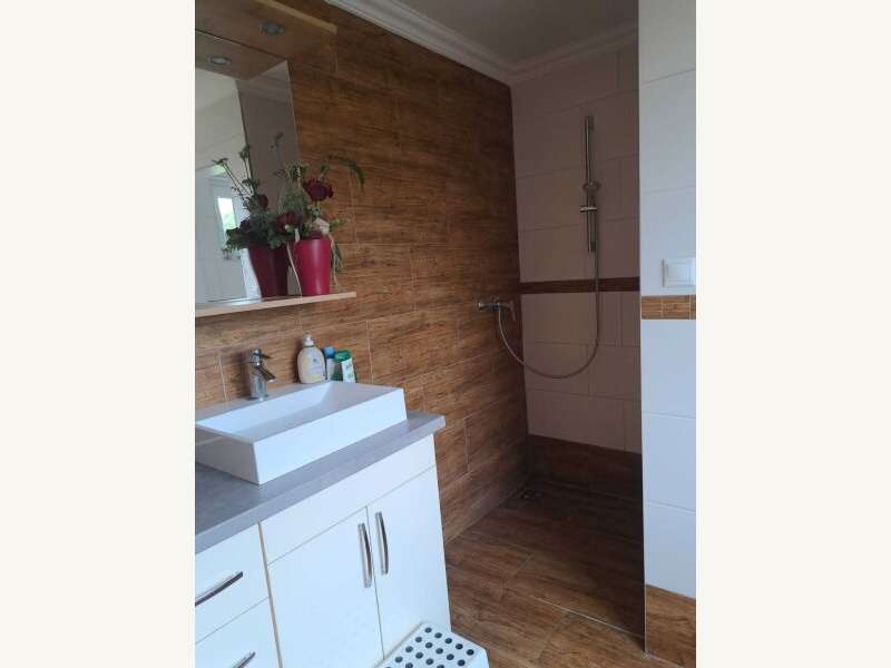 Einfamilienhaus in 7540  - 36