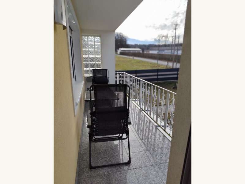 Einfamilienhaus in 7511  - 10