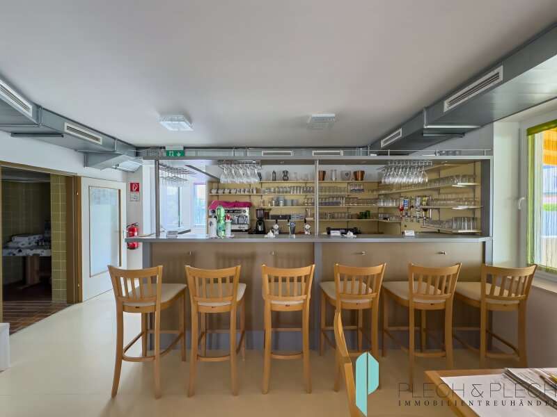 Haus in 2620  - 6