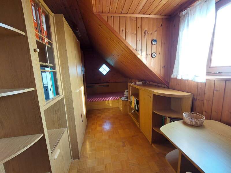 Einfamilienhaus in 8111  - 12