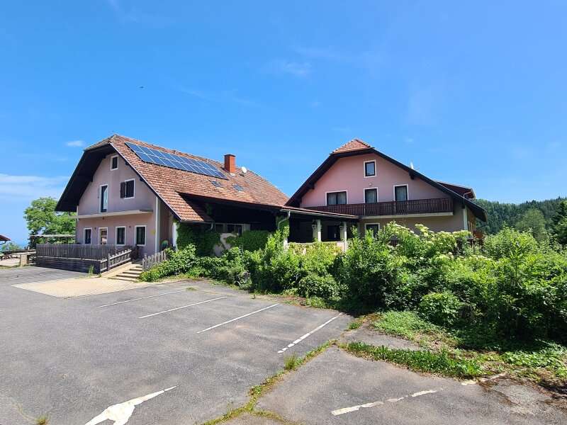 Mehrfamilienhaus in 8463  - 1
