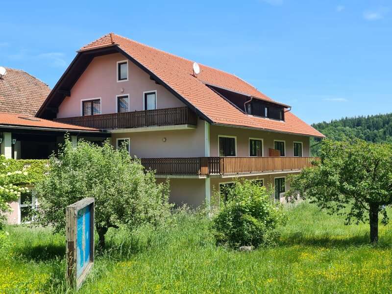 Mehrfamilienhaus in 8463  - 3