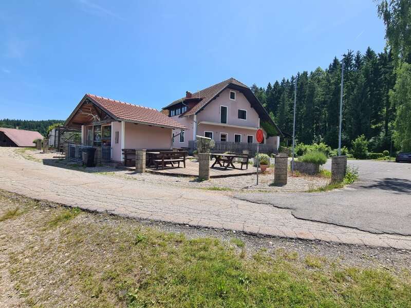 Mehrfamilienhaus in 8463  - 7