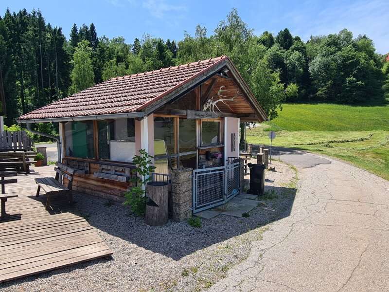 Mehrfamilienhaus in 8463  - 30