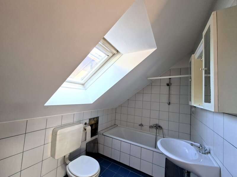 Rottenmann Dachgeschosswohnung - Bild 10 von 12 Dachgeschosswohnung in 8786 - 10