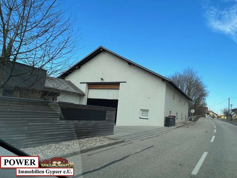 Mehrfamilienhaus in 4961  - 12