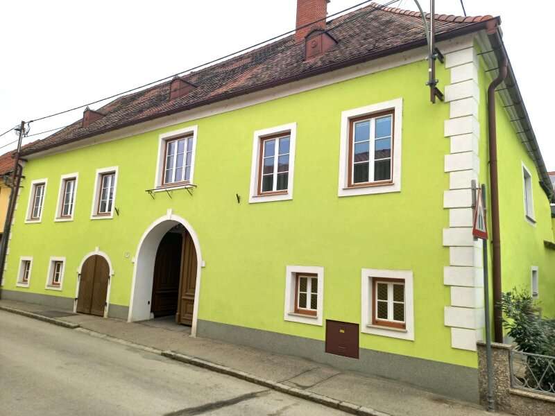 Mehrfamilienhaus in 3741  - 45