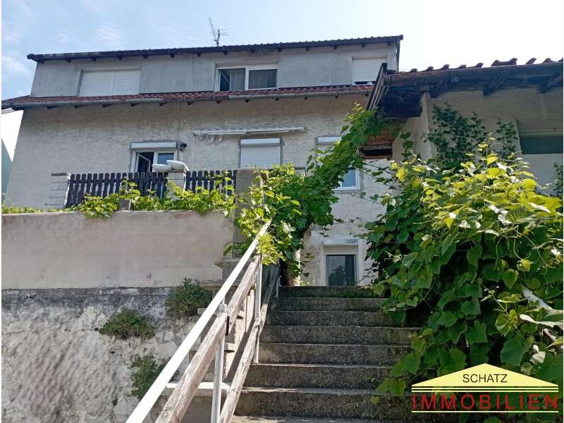 Mehrfamilienhaus in 2560  - 1