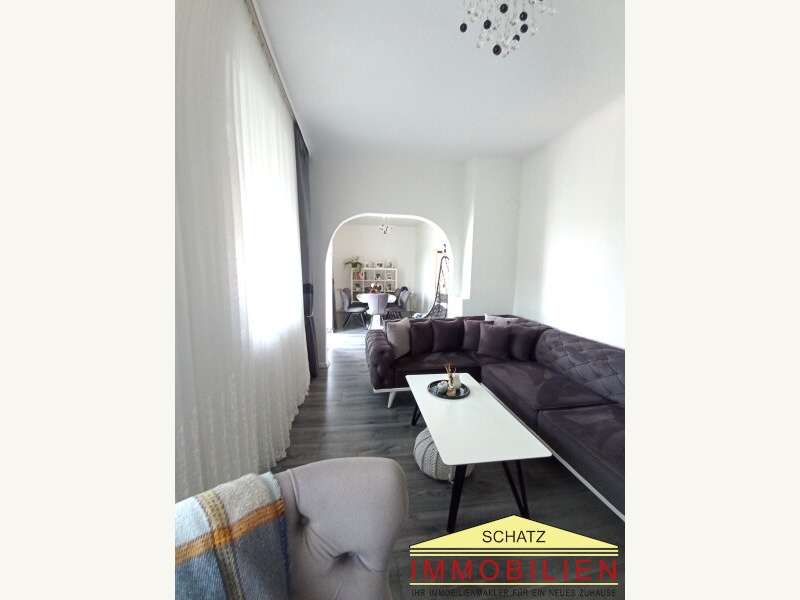 Mehrfamilienhaus in 2560  - 3