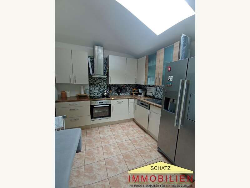 Mehrfamilienhaus in 2560  - 4