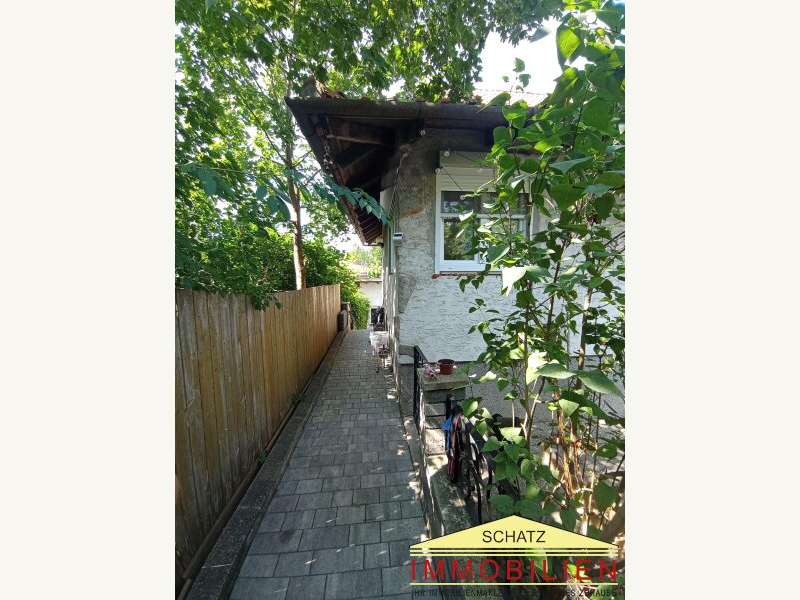 Mehrfamilienhaus in 2560  - 13