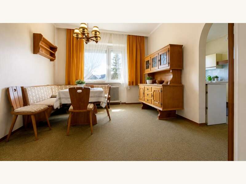 Esszimmer EG - Bild 5 von 15 Mehrfamilienhaus in 2404 - 5