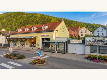 Halle in Gloggnitz