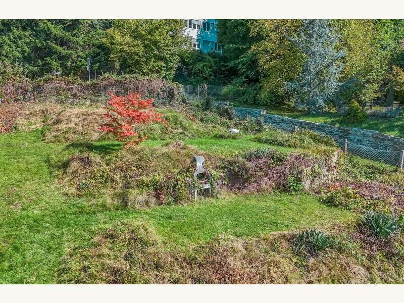 Grundstück in 9201  - 7