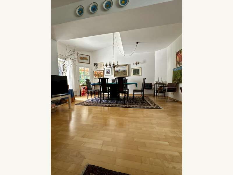 Haus in 9170  - 6